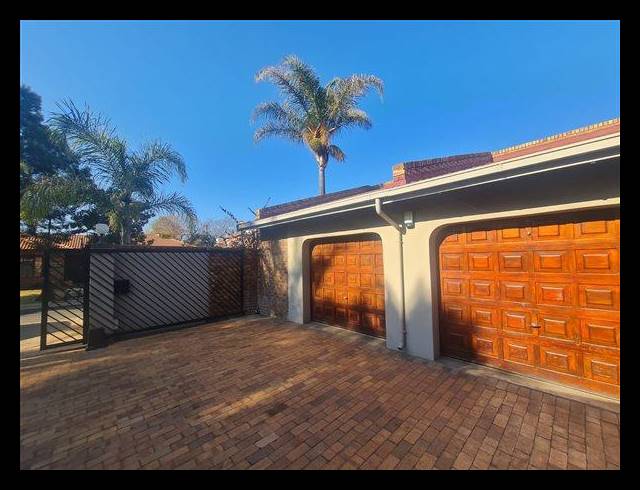 4 BEDROOM HOUSE FOR SALE IN SUNWARD PARK